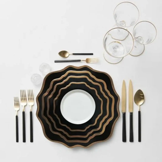 Susuan Black and Gold Dinner Set