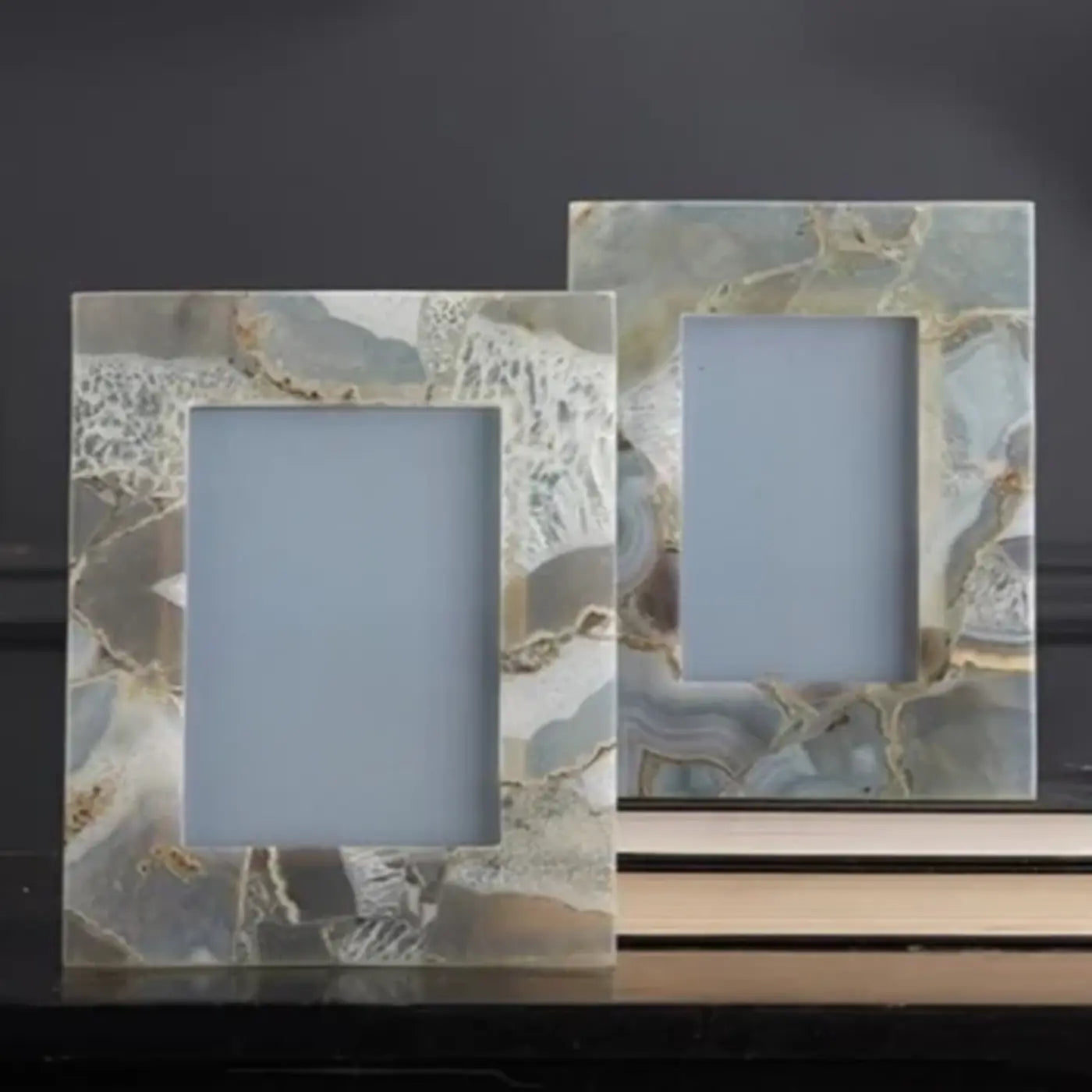 Beautiful Gleam Photo Frame